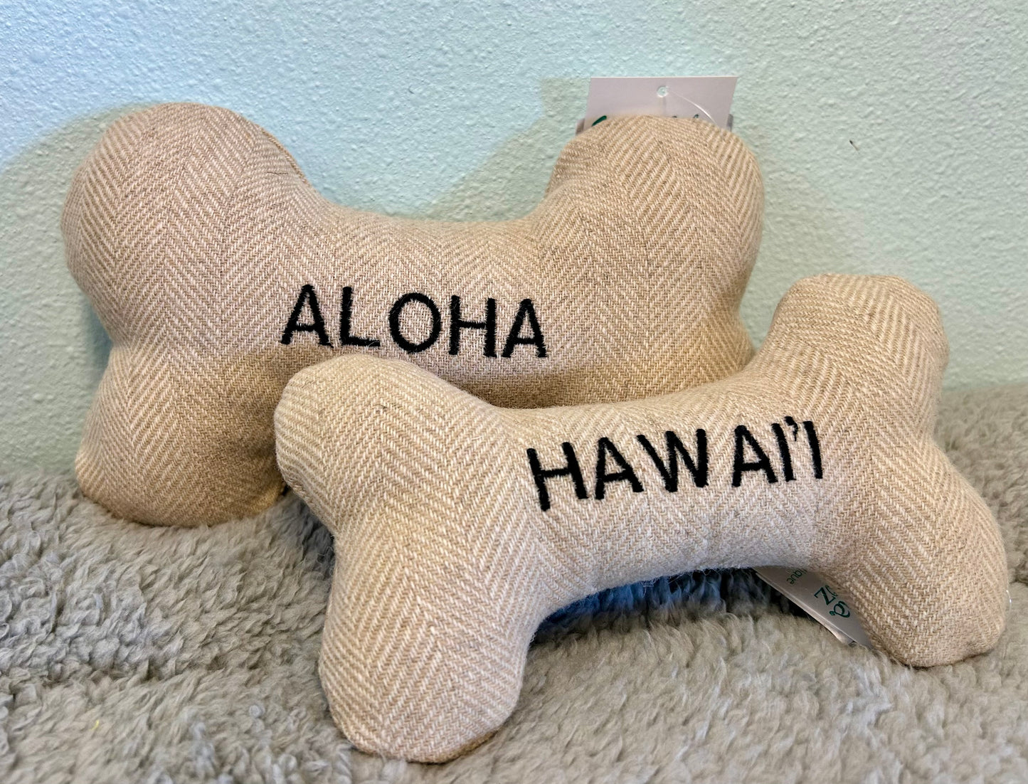 Tweed Dog Toy | XLarge / Black Lettering on Cream Tweed Toy | ALOHA - HAWAI'I - HILO
